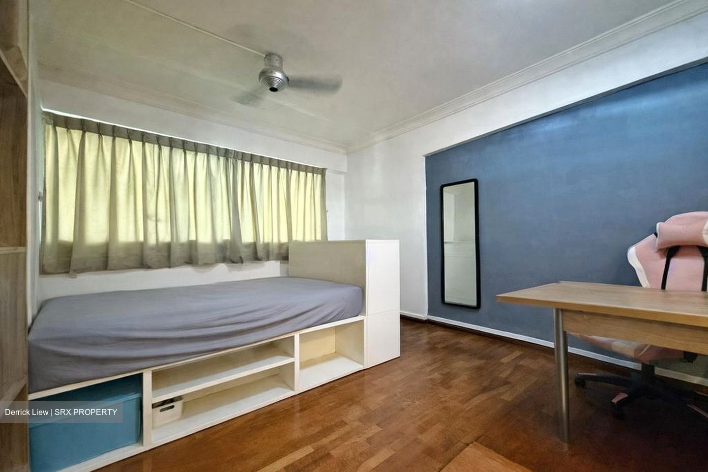 Blk 549 Jurong West Street 42 (Jurong West), HDB Executive #512565111